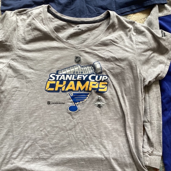 5 XXL L ladies shirt bundle - Picture 6 of 6